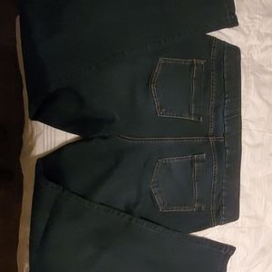 Liz Claiborne classic slim leg jeans (M)